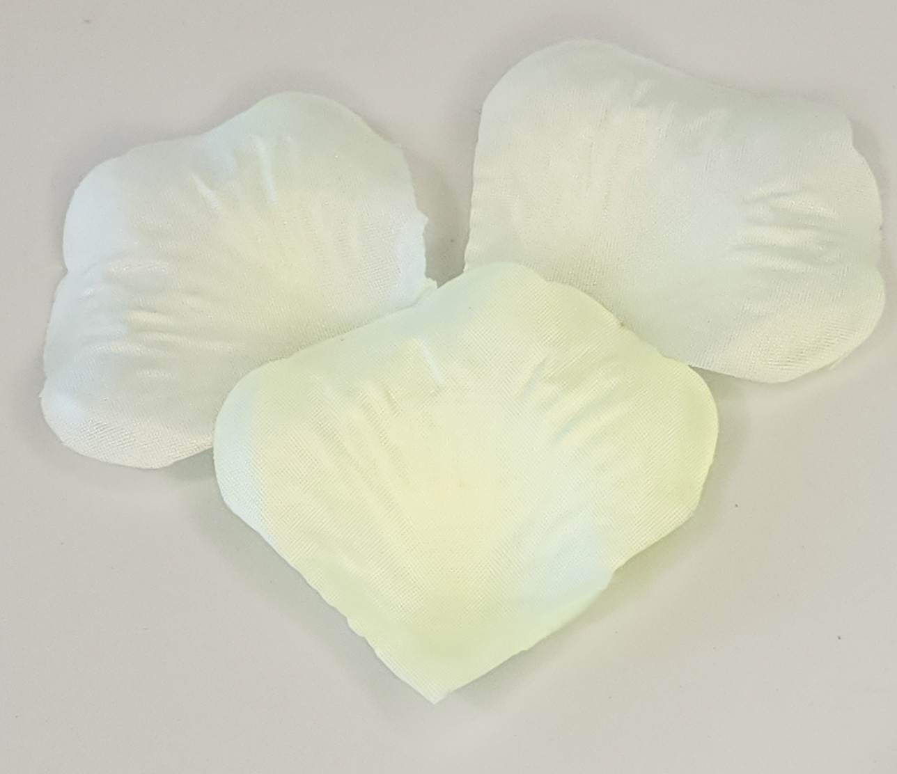 100 Wedding Bridal Flower Rose Petals (Ivory)