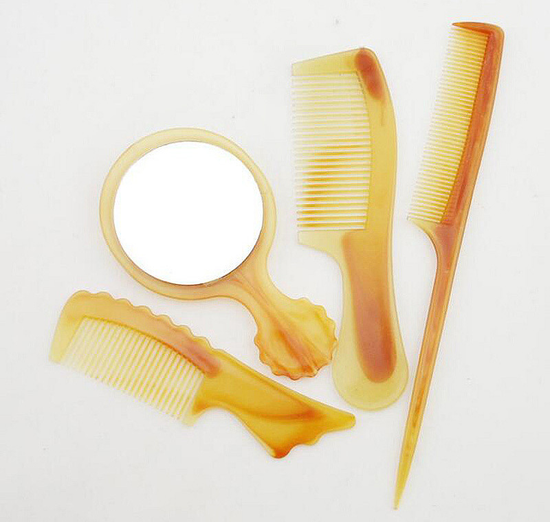 4-Piece Combs & Mirror Set