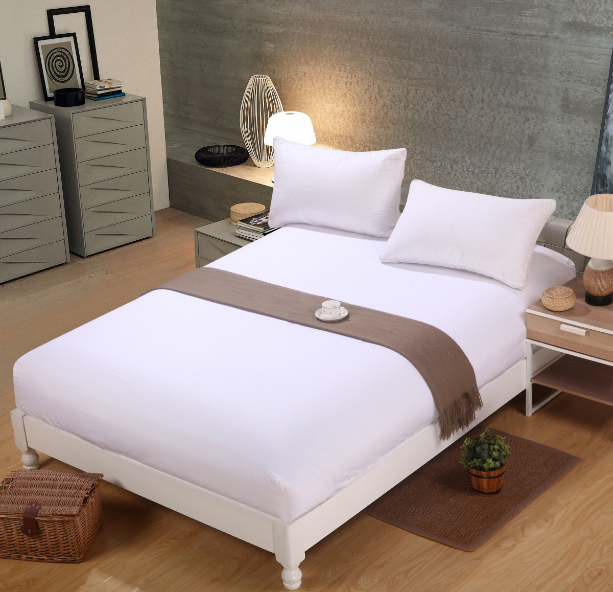 Luxe Home 3-Piece Bed Set Fitted Sheet and Pillowcases - Queen Size 180cm (White)